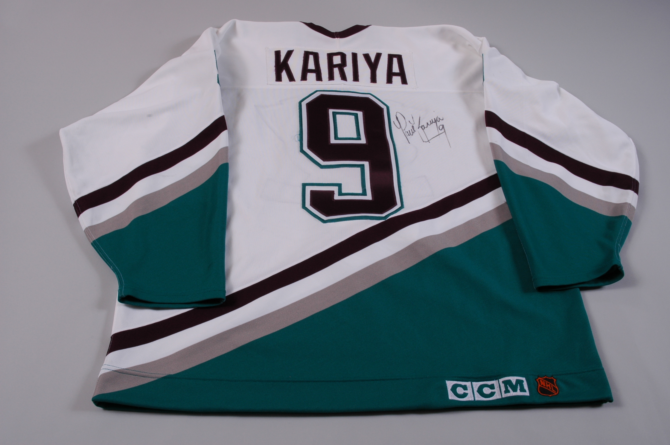 Lot Detail - 2001-02 PAUL KARIYA ANAHEIM MIGHTY DUCKS GAME-USED