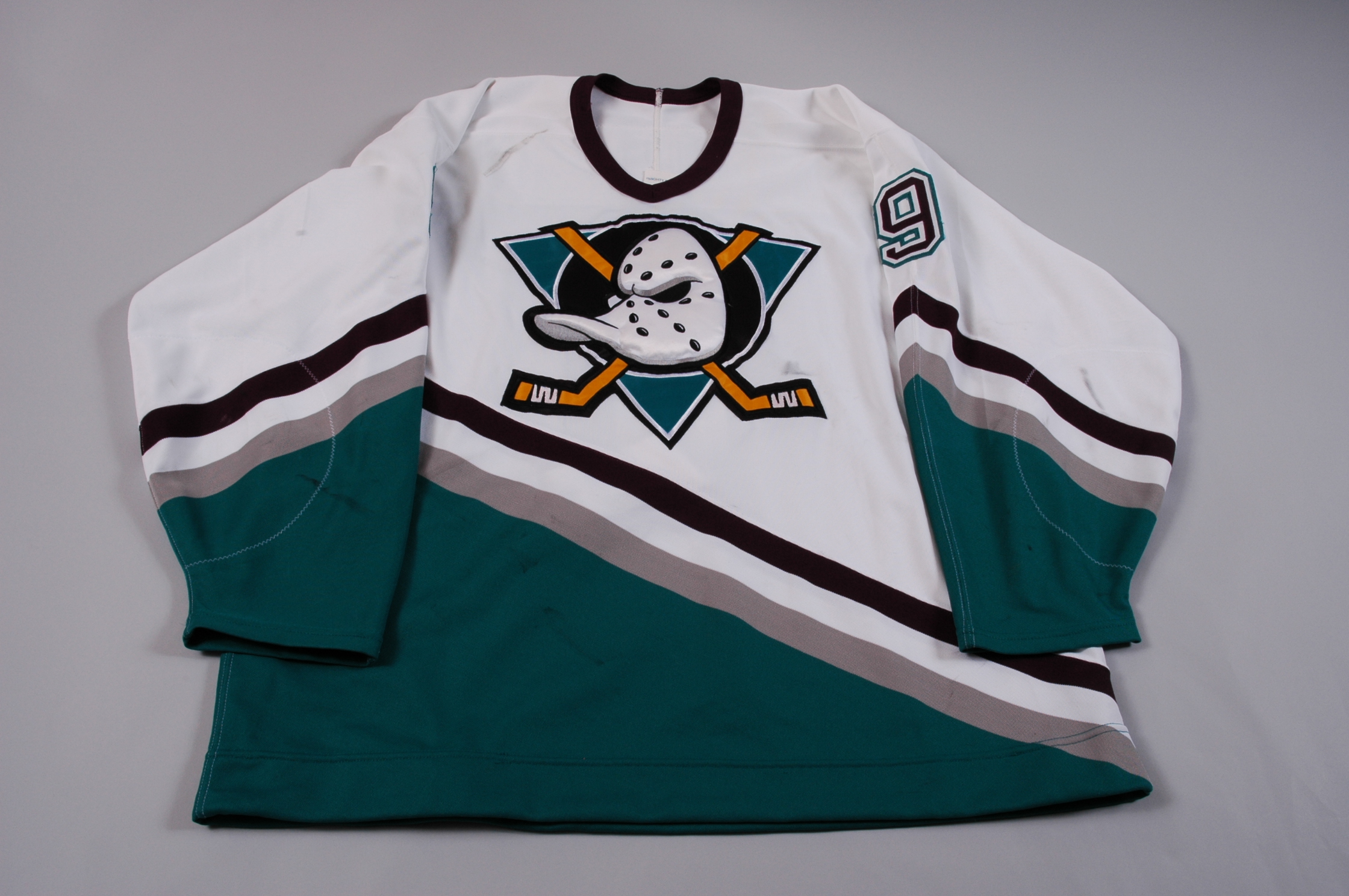 Mighty Ducks of Anaheim alternate jersey 1995/95