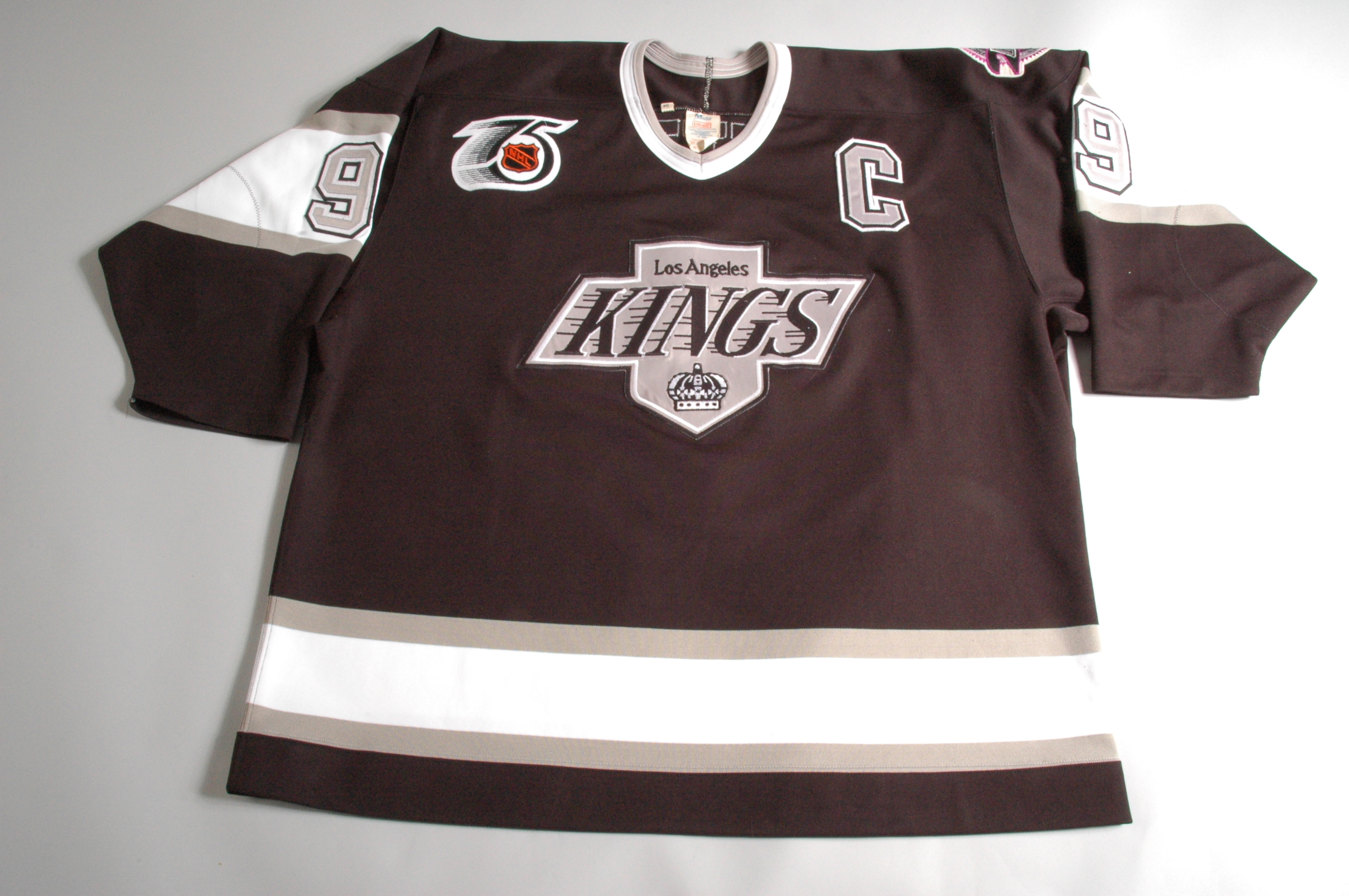 Wayne Gretzky Los Angeles Kings 1991 1992 Game Used Jersey - Game