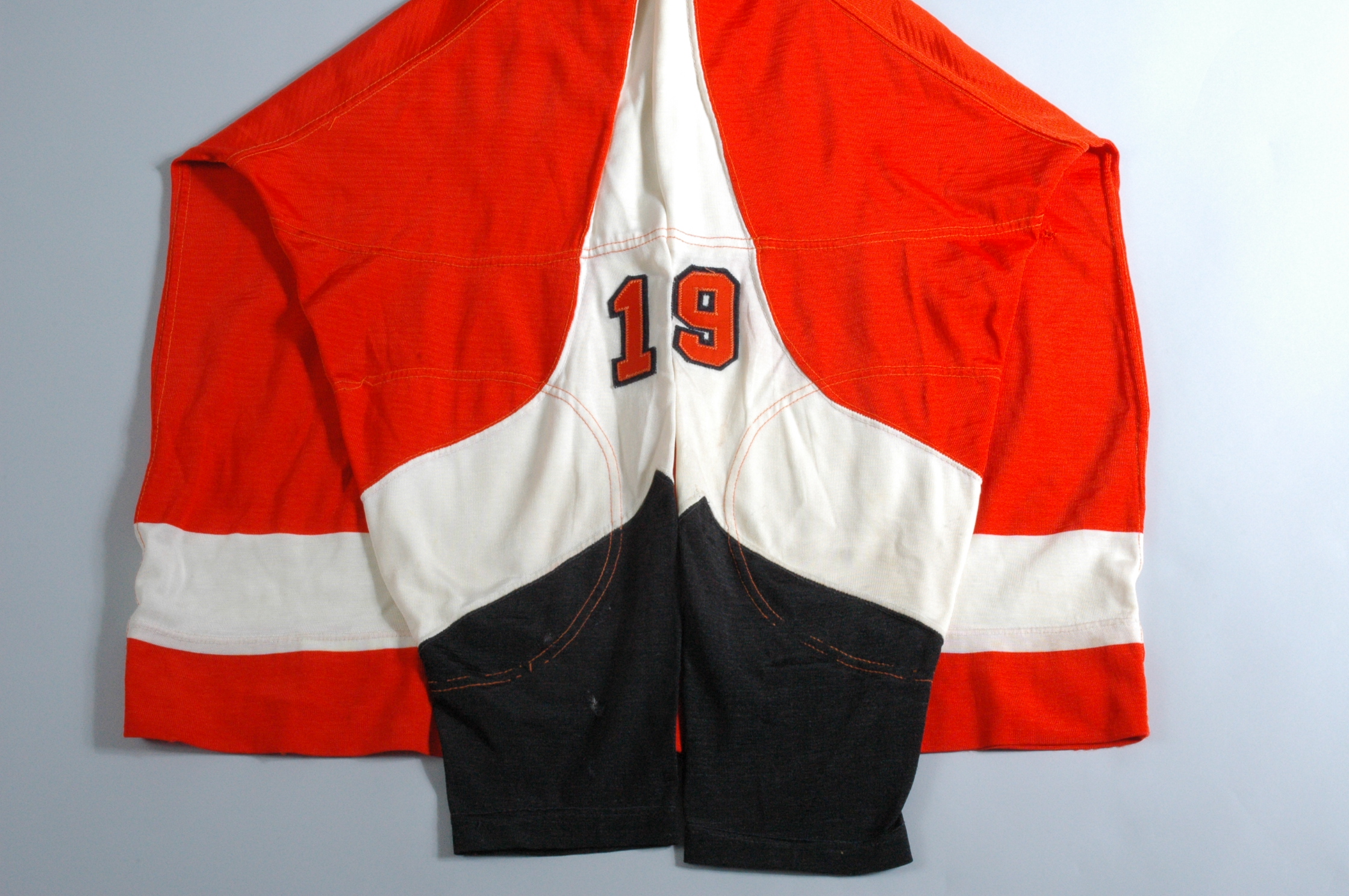 RICK MACLEISH PHILADELPHIA FLYERS VINTAGE 1970'S BAUER AUTHENTIC JERSEY  ADULT MEDIUM