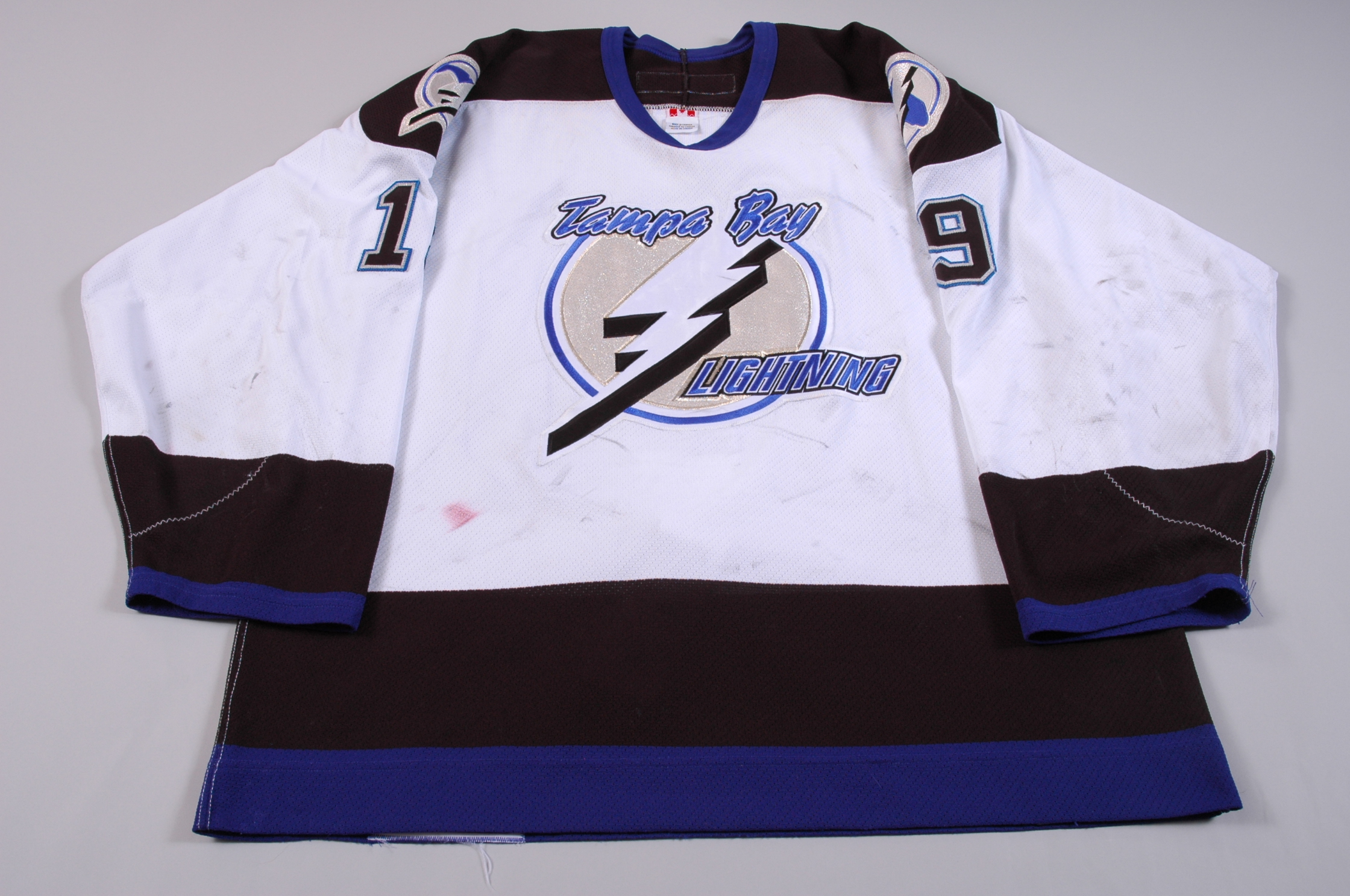 CCM  NIKOLAI KHABIBULIN Tampa Bay Lightning 2004 Vintage Hockey Jersey