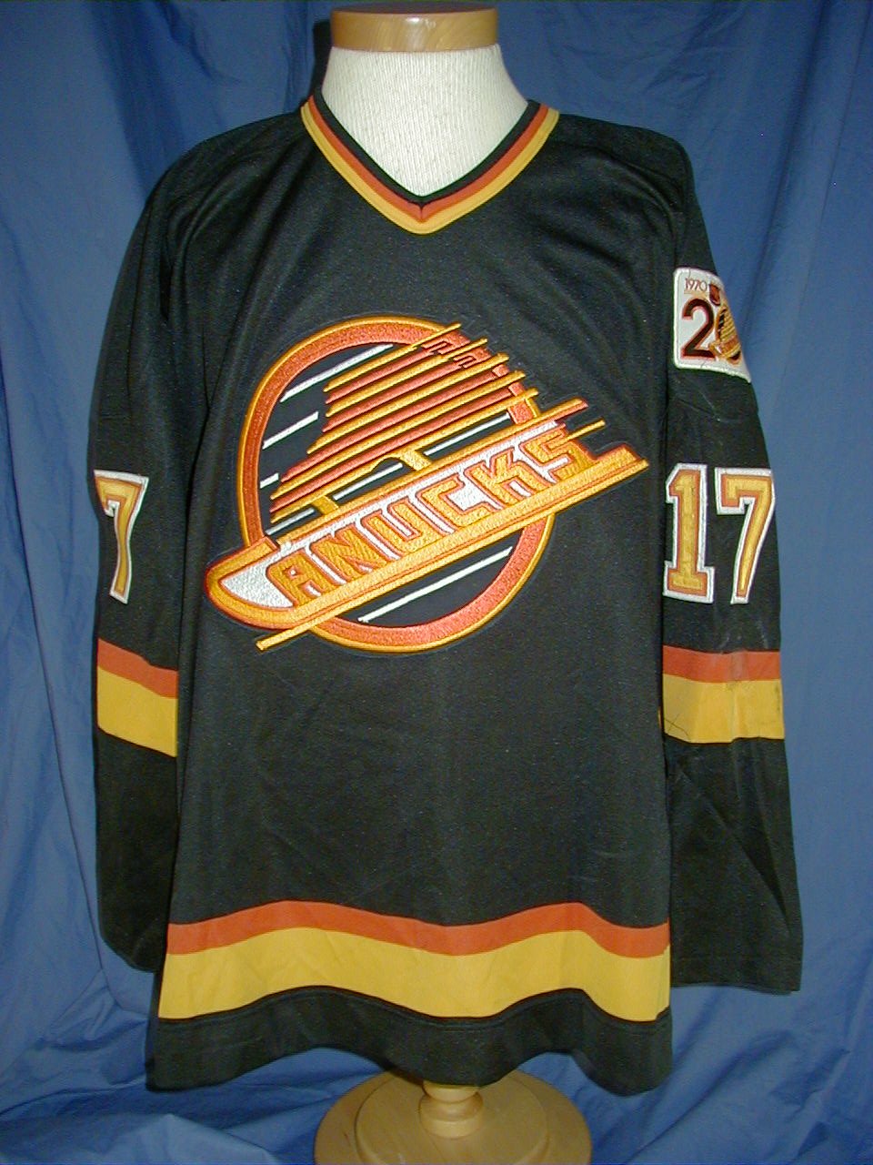 OFFICIAL VANCOUVER CANUCKS GAME WORN JERSEY FORUM