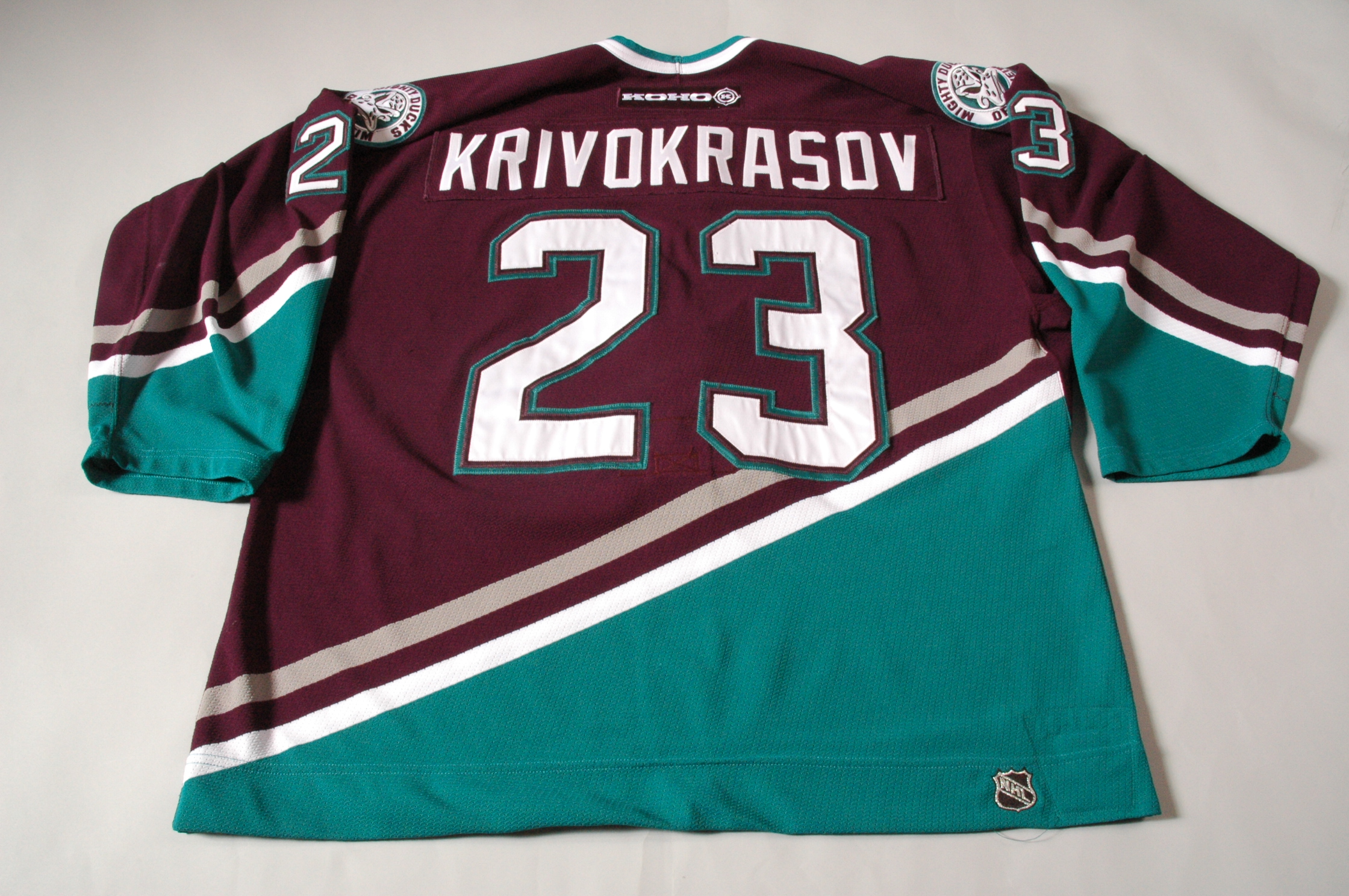 Anaheim Ducks - π¨ Game-worn jersey auction! π¨ Support the