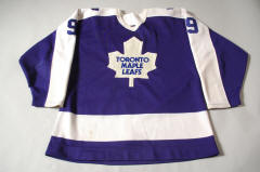 1998-99 Darby Hendrickson Game Worn Toronto Maple Leafs Jersey. , Lot  #82862
